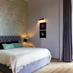 Loft210